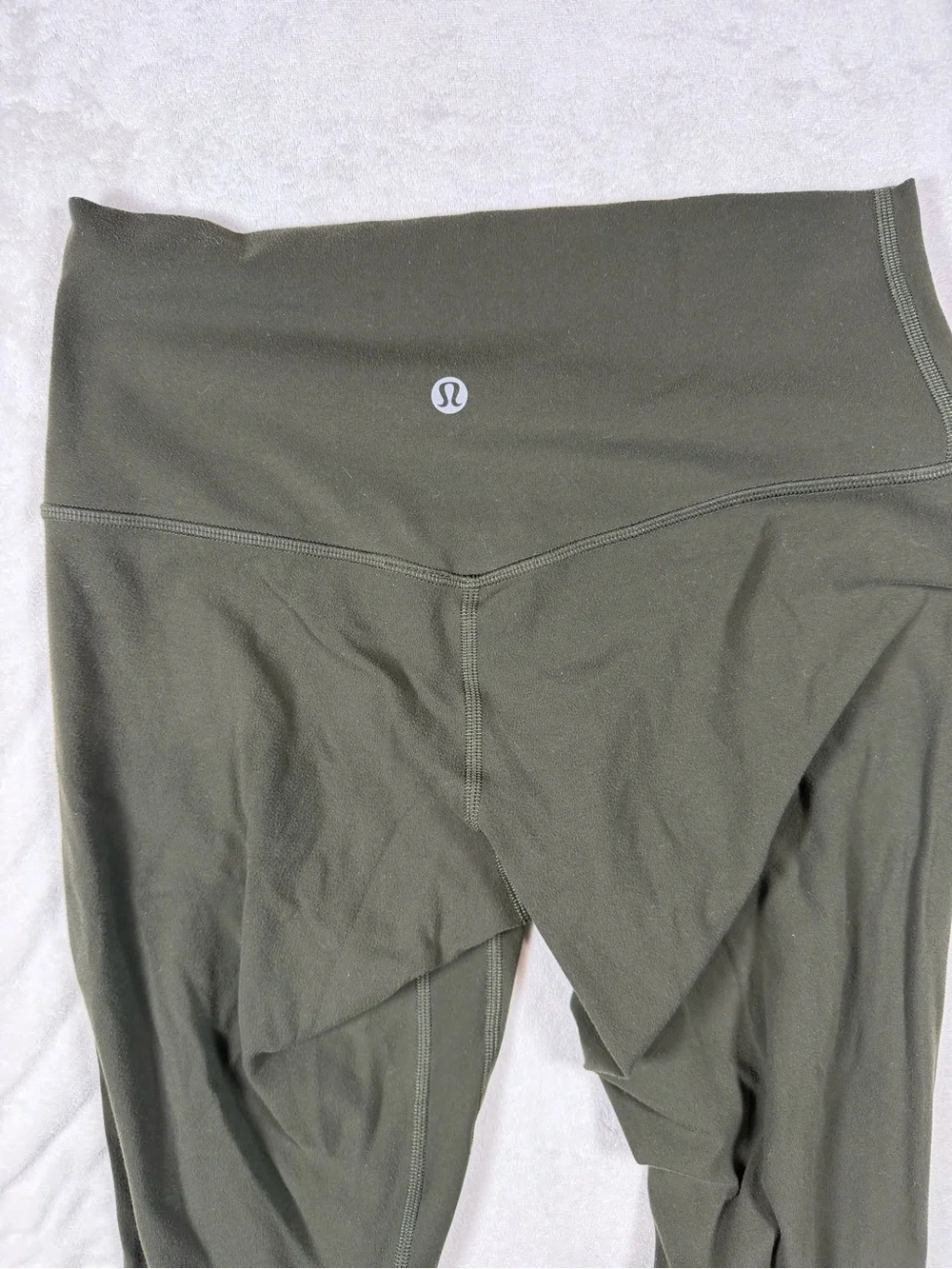 lululemon athletica Size 6 Olive Green High-Rise Leggings